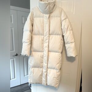 Banana Republic Long Puffer Jacket in Ivory (new, size XS)